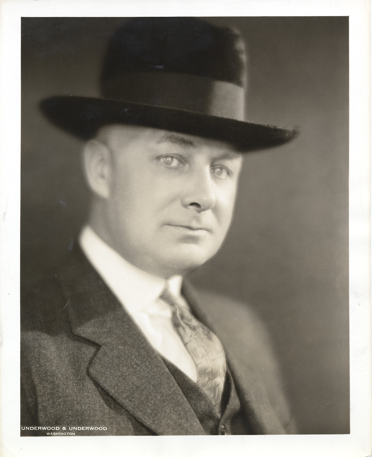Portrait of Frank B. Robinson [02]